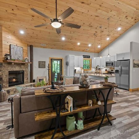 Stunning Views, Superb Atmosphere, Modern Amenities, In The Middle Of Nature Bryson City Luaran gambar
