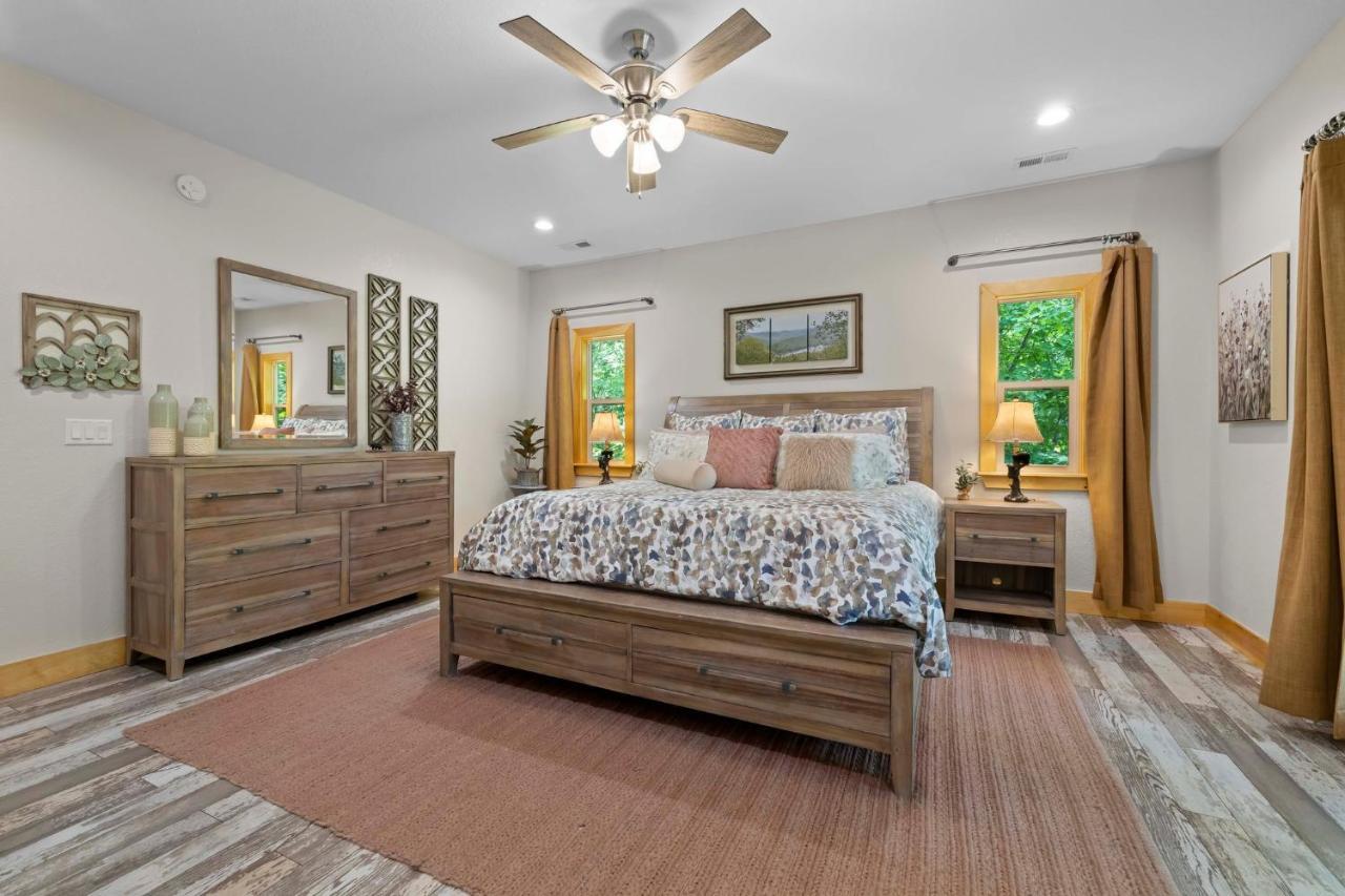 Stunning Views, Superb Atmosphere, Modern Amenities, In The Middle Of Nature Bryson City Luaran gambar