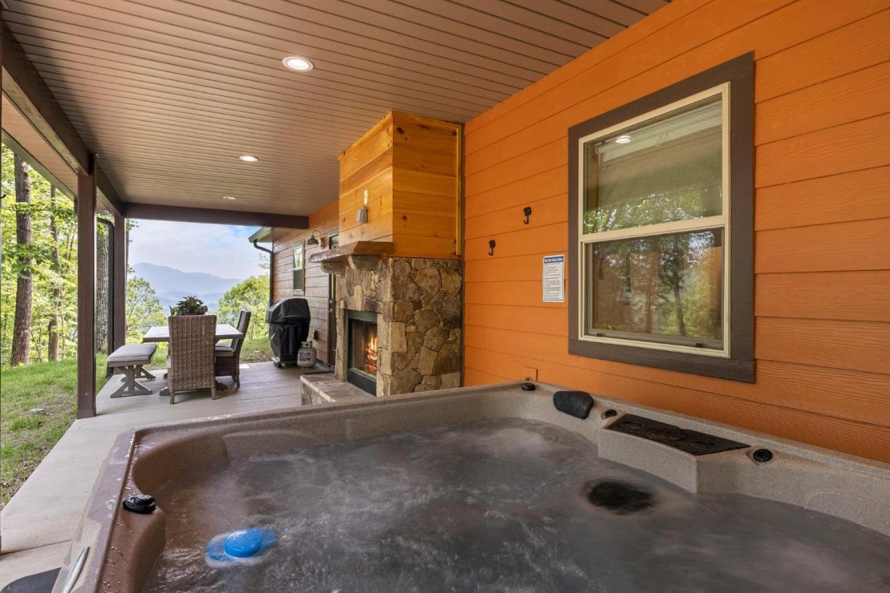 Stunning Views, Superb Atmosphere, Modern Amenities, In The Middle Of Nature Bryson City Luaran gambar